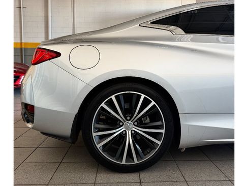 Used 2019 INFINITI Q60 3.0t Luxe w/ Essential Package AWD/4WD image 7