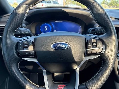 Used 2021 Ford Explorer ST w/ Equipment Group 401A AWD/4WD image 40