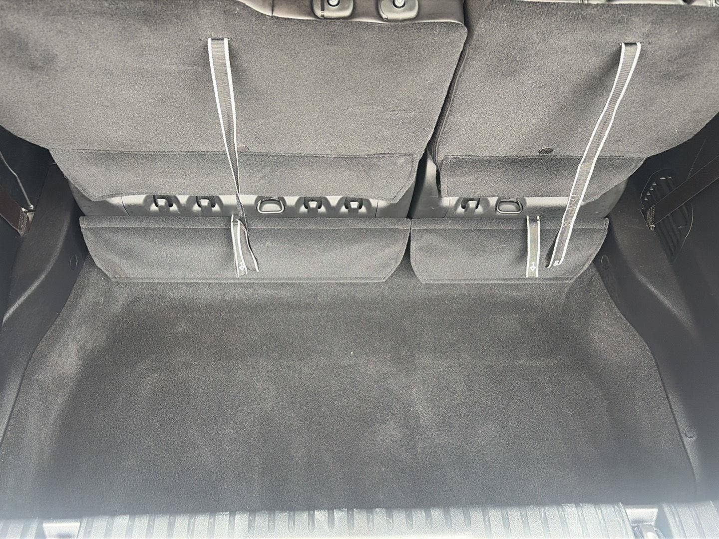 Used 2026 Chrysler Pacifica Select FWD image 10