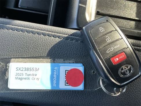 Used 2025 Toyota Tundra Limited image 28