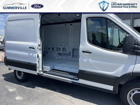 New 2026 Ford Transit 250 148 Medium Roof RWD image 21