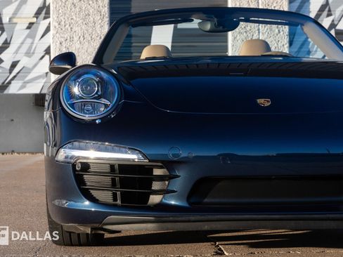 Used 2015 Porsche 911 Carrera image 4