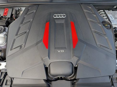 Used 2025 Audi SQ8 Premium Plus AWD/4WD image 36