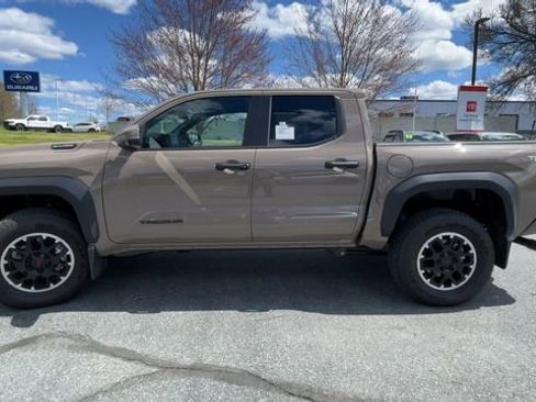 New 2026 Toyota Tacoma TRD Off-Road AWD/4WD image 5