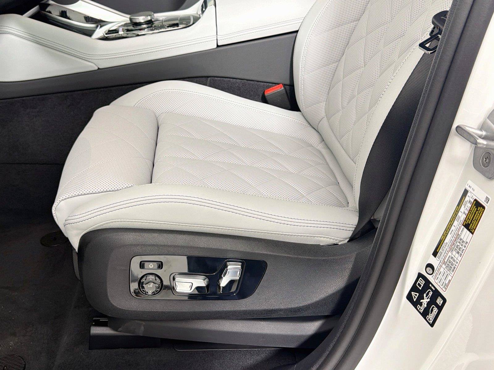 New 2027 BMW X6 xDrive40i AWD/4WD image 20