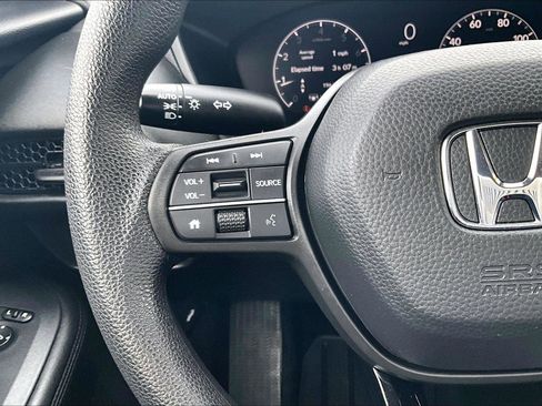 Used 2023 Honda HR-V LX image 23
