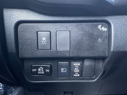Used 2020 Toyota Tacoma 4x4 Double Cab image 23