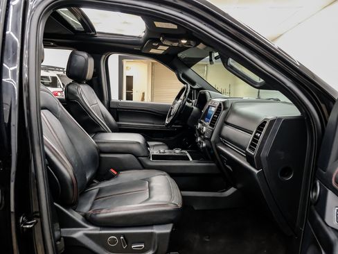 Used 2019 Ford Expedition Limited w/ Equipment Group 303A image 38