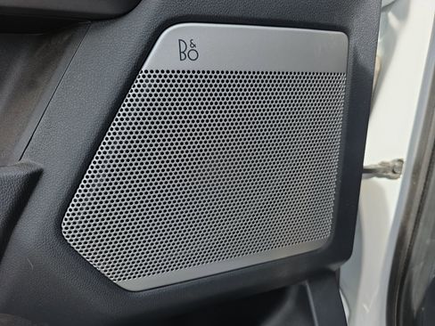 Used 2023 Ford F450 Lariat image 18