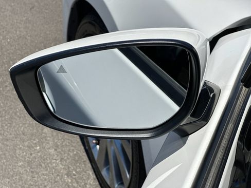 Used 2020 MAZDA MAZDA3 Sedan w/ Premium Package FWD image 9