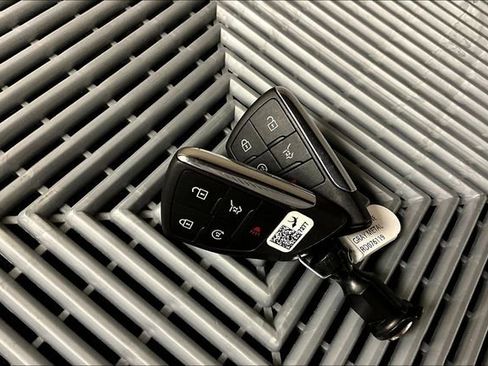 Used 2024 Buick Envision Avenir AWD/4WD image 11