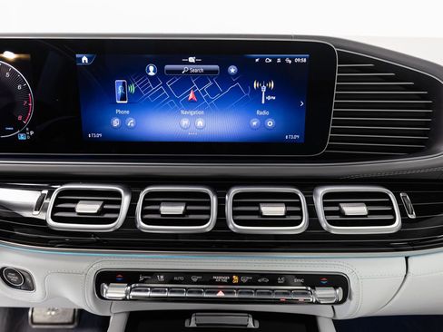 Certified 2024 Mercedes-Benz Maybach GLS 600 4MATIC image 16