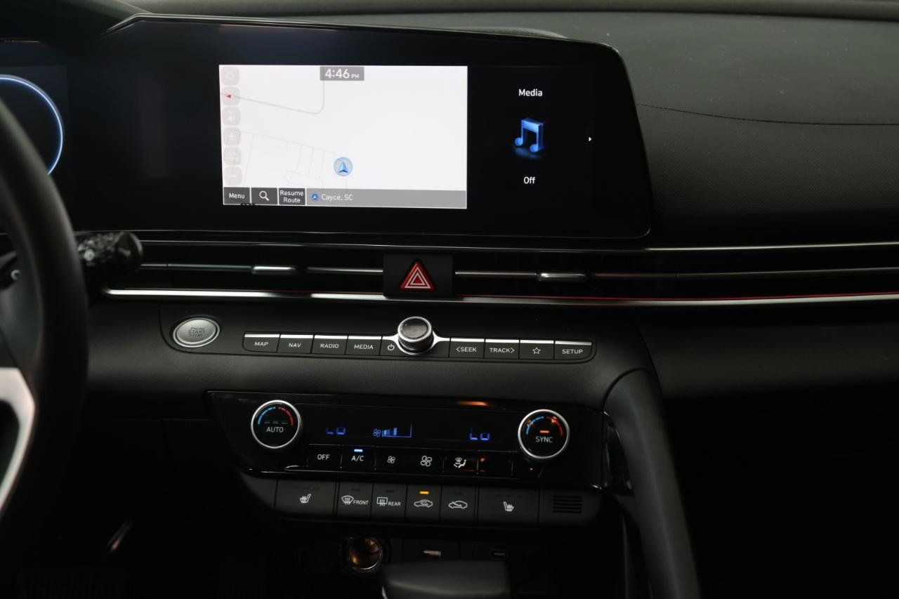 Used 2024 Hyundai Elantra SEL w/ Convenience Package FWD image 10