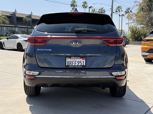 Used 2020 Kia Sportage LX FWD image 4