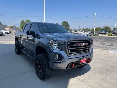 Used 2020 GMC Sierra 1500 AT4 w/ AT4 Premium Package AWD/4WD image 6