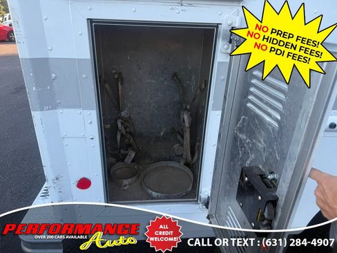 Used 2009 GMC Savana 3500 RWD image 17