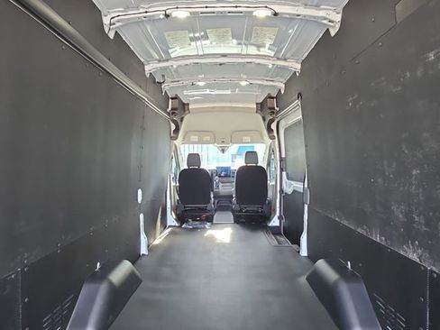 New 2026 Ford Transit 250 148 High Roof Extended RWD image 16