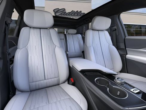 New 2026 Cadillac Lyriq Luxury RWD image 16