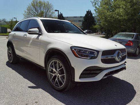Used 2022 Mercedes-Benz GLC 300 4MATIC image 11