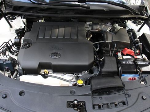 Used 2015 Toyota Avalon XLE Premium FWD image 19