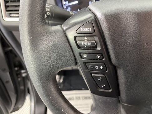 Used 2024 Nissan Frontier SV image 23