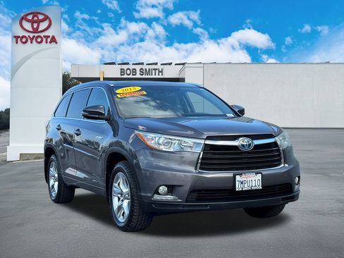 Used 2015 Toyota Highlander Limited Platinum image 3