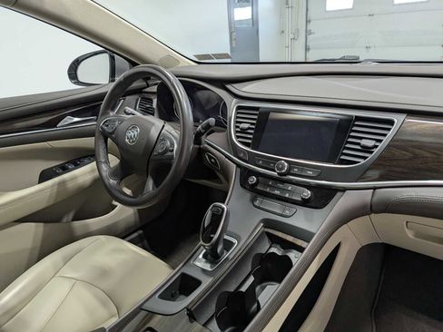 Used 2017 Buick LaCrosse Preferred image 39