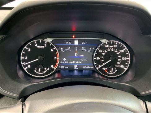Used 2024 Nissan Altima 2.5 SL AWD/4WD image 10
