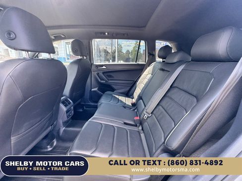 Used 2019 Volkswagen Tiguan SEL Premium R-Line AWD/4WD image 17