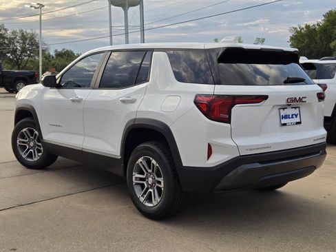 New 2027 GMC Terrain Elevation FWD image 3