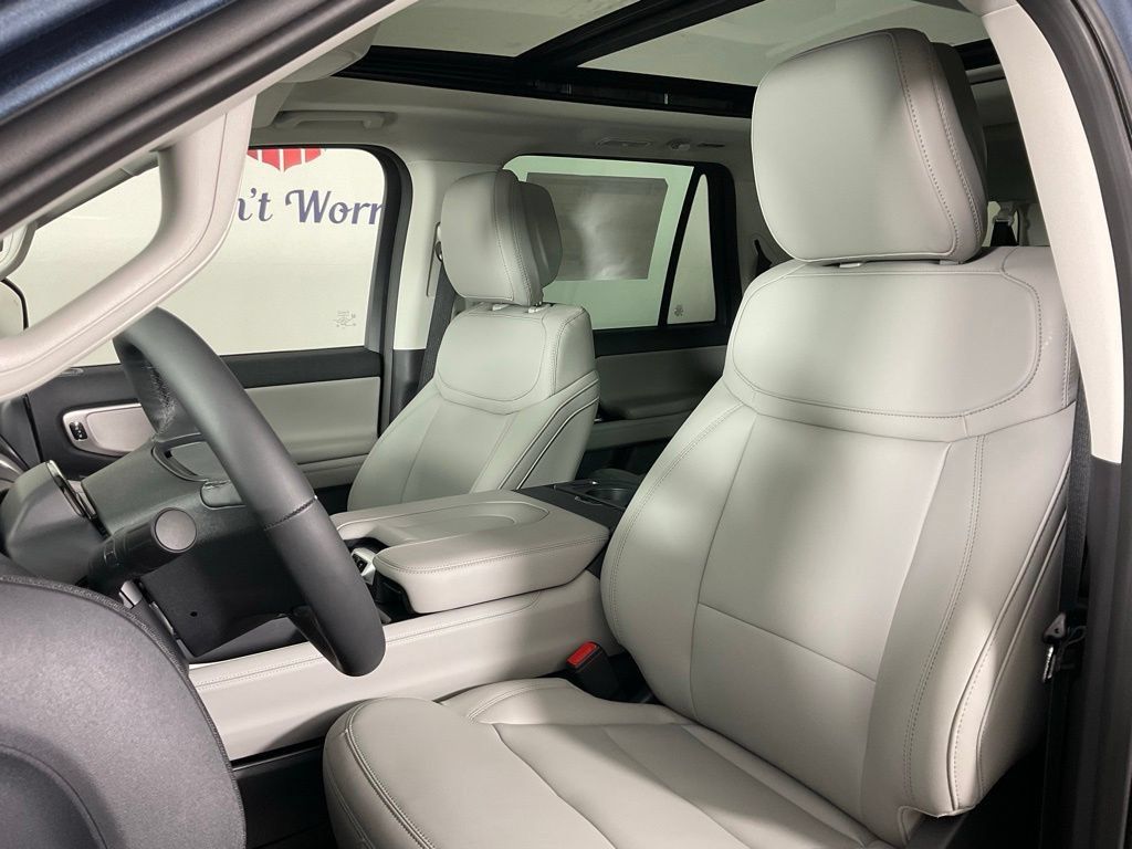 New 2027 Ford Expedition Max Active RWD image 14