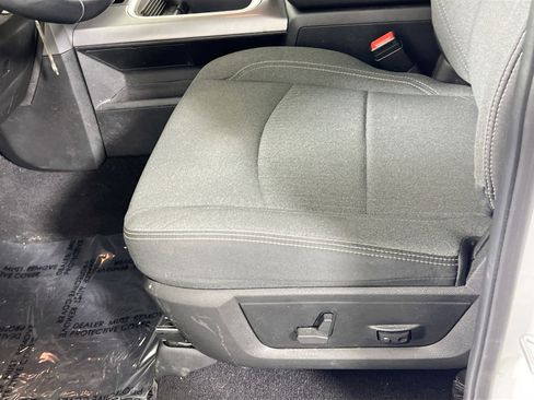Used 2022 RAM 1500 Classic Warlock w/ Electronics Group AWD/4WD image 18