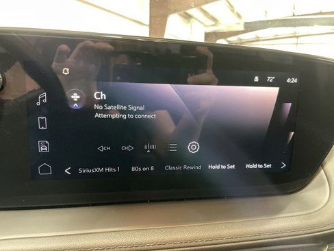 Used 2024 Buick Encore GX Sport Touring w/ Comfort Package FWD image 19