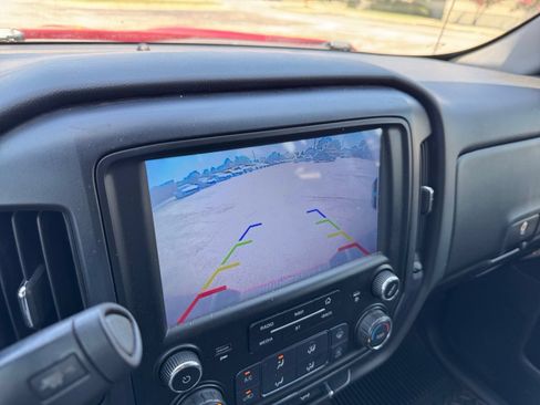 Used 2018 Chevrolet Silverado 1500 Custom w/ Custom Value Package AWD/4WD image 28