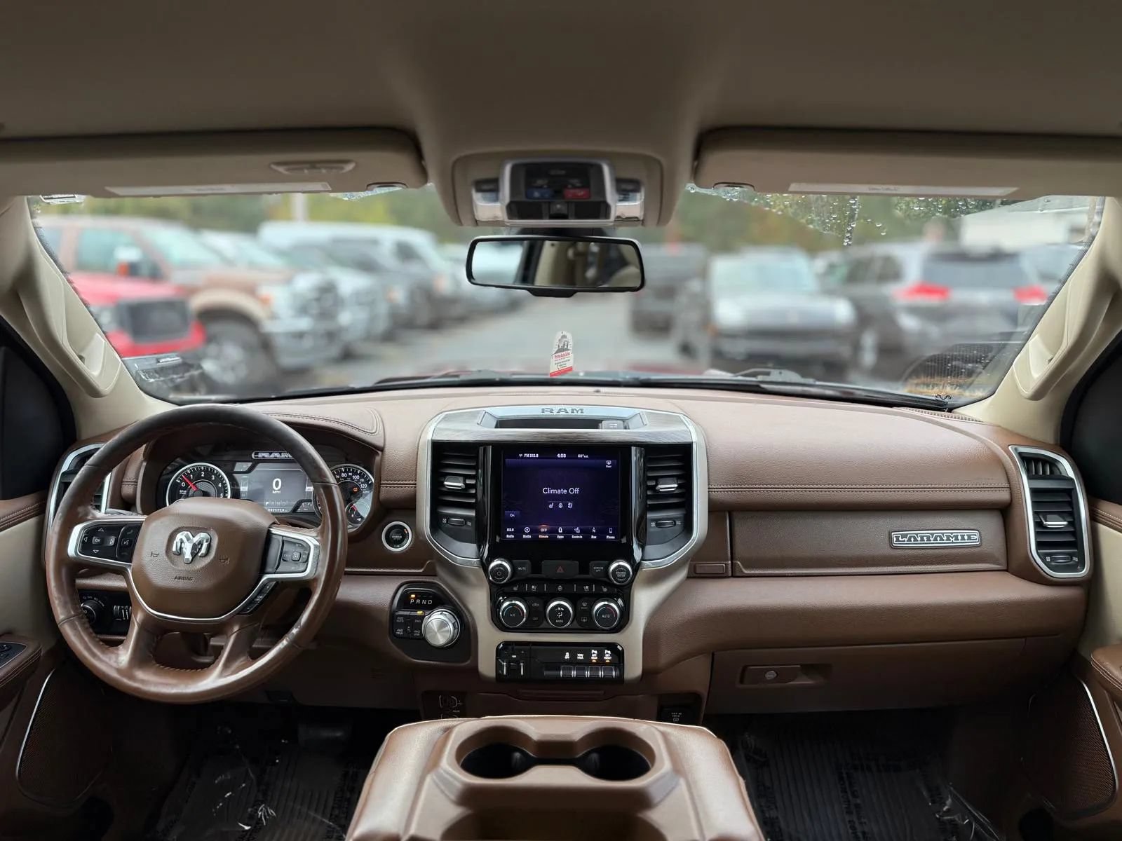 Used 2019 RAM 1500 Laramie AWD/4WD image 15