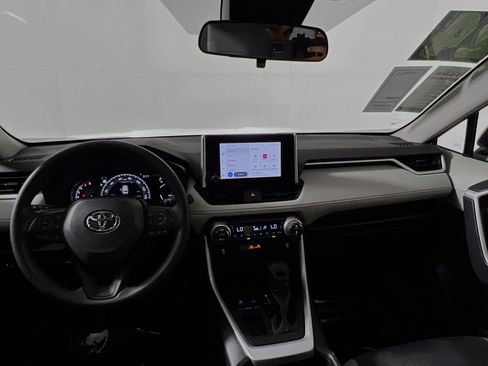 Used 2024 Toyota RAV4 XLE w/ Convenience Package FWD image 30