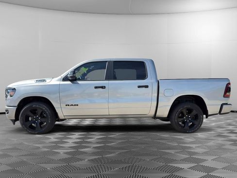 Used 2024 RAM 1500 Big Horn AWD/4WD image 2