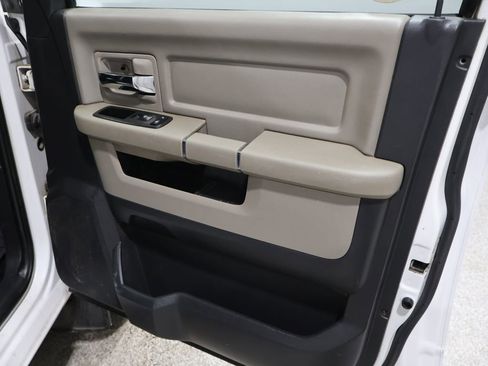 Used 2011 RAM 1500 Big Horn image 25