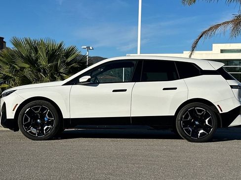 Used 2024 BMW iX xDrive50 w/ Sport Package image 6