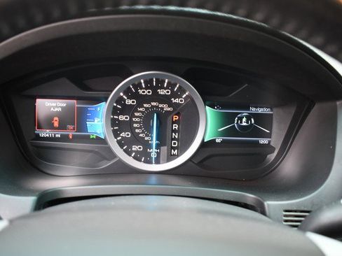 Used 2015 Ford Explorer XLT w/ Equipment Group 202B image 31