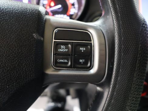 Used 2018 Dodge Journey Crossroad w/ Nav & Sun Group image 38