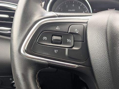 Used 2022 Buick Encore GX Select FWD image 21
