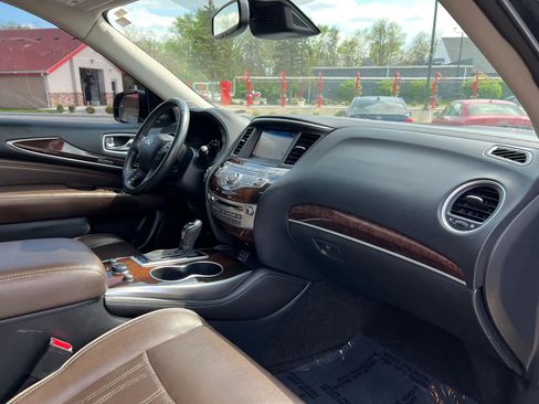 Used 2019 INFINITI QX60 Luxe w/ Sensory Package AWD/4WD image 23