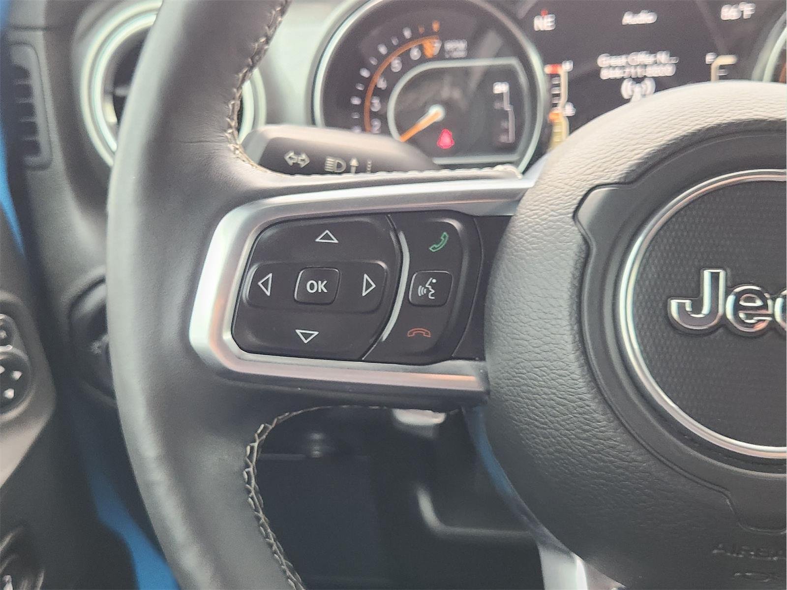 Used 2019 Jeep Wrangler Unlimited Sahara AWD/4WD image 29