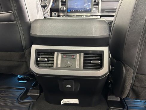 Used 2025 Ford F350 Lariat w/ Lariat Ultimate Package image 15