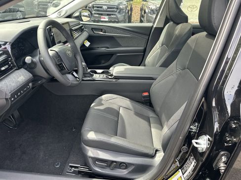 New 2026 Toyota Camry XLE AWD/4WD image 36