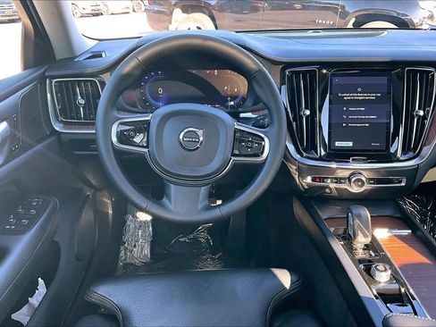 Certified 2024 Volvo S60 B5 Ultimate image 5