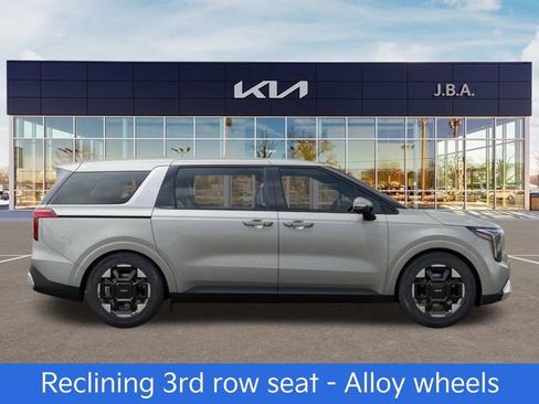 New 2026 Kia Carnival EX image 7