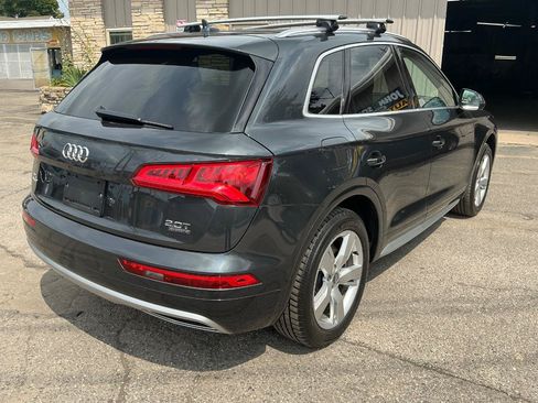 Used 2018 Audi Q5 2.0T Premium Plus w/ Premium Plus Package AWD/4WD image 4