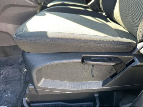 Used 2022 Ford Transit Connect XL image 30